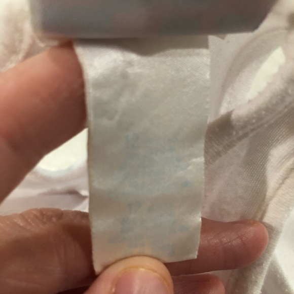 5/$10 Small steps size 12 months white tank top - Picture 3 of 6